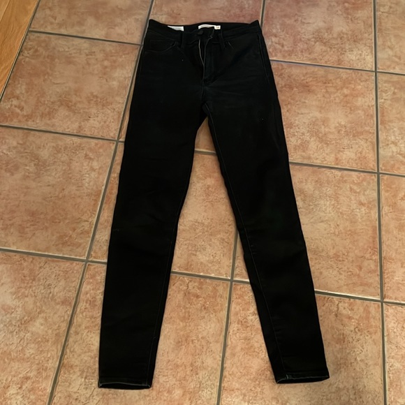 Levi's® MILE HIGH SUPER SKINNY WOMEN'S JEANS - Picture 6 of 7